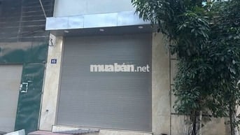 Cho thuê nhà ngõ 258 tân mai 35m2 gác xép rộng 30m ô tô đỗ cửa