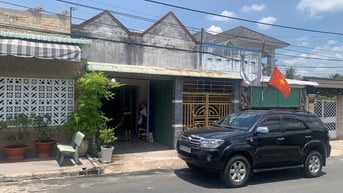 Bán nhà mặt tiền thị trấn Dầu Tiếng, Bình Dương, 126m2, 2,4tỷ 