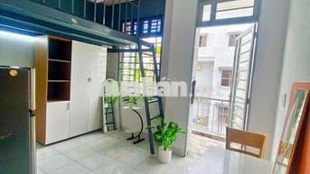 Căn Hộ Gác Lững Full Nội Thất Có Ban Công Free Xe