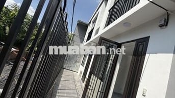 Cần bán nhà 35m2, 2 phòng ngủ tại Nhật Tân - Tây Hồ