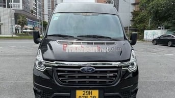 Ford Transit Tiêu chuẩn 2024