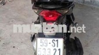 Chật nhà nên cần ra đi con xe thân yêu