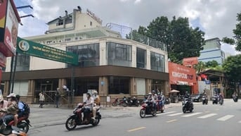CẦN GẤP 2 NAM GIỮ XE QUÁN TRÀ SỮA TỪ 7H-20H VÀ 12H-22H Ở LÊ VĂN SỸ