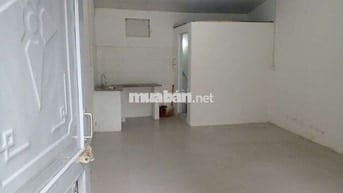 Nhà Cấp 4 tại ngõ 120 Phố Nhổn, Đường 32, Tây Tựu