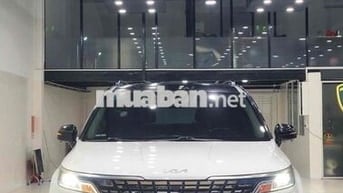 Kia Carnival 2022 2.2D Luxury 8 chỗ - 65000 km