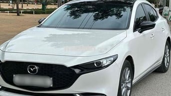 Mazda 3 2024 1.5L Luxury - 40000 km