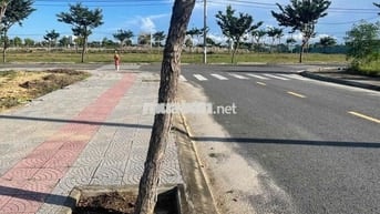 Đất Nam Hoà Xuân sát sông, hướng Đông Nam bán nhanh