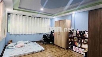 Nhà Đẹp 2 Tầng - Gần Mã Lò Hương Lộ 2 Lê Văn Quới ( 4m x 18m) Hướng ÐN
