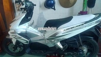 xe zin nguyên cặp lốp