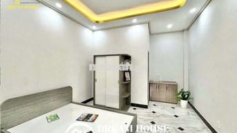 GẦN CAO ĐẲNG BÁCH KHOA SG, PHÒNG MỚI TINH SẠCH SẼ Ở ĐƯỢC 3 NGƯỜI