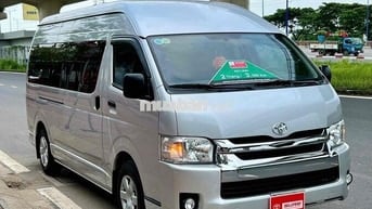 Hiace 2018 3.0L Máy Dầu Số Sàn - Giá còn Giảm