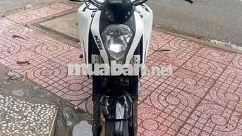 KTM Duke 125 ABS biển soó thành phố