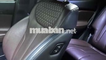 Hyundai Santa Fe 2019 2.4L  AT 4 WD - 21000 km