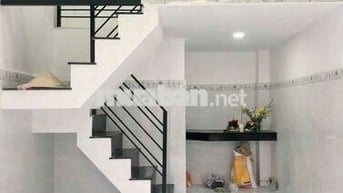 Cho thuê nhà nguyên căn hẻm xe hơi 2 phòng ngủ có máy lạnh Bùi Văn Ba