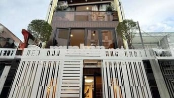 Siêu Phẩm Thang Máy 6 Tầng, Luxury smart Home