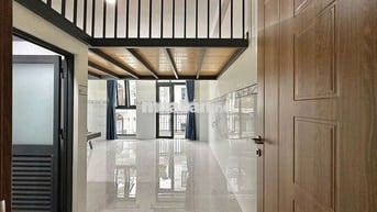 Cho thuê căn hộ duplex (gác) chỉ tính điện nước - sát Văn Hiến