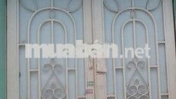 NHÀ GẦN CHỢ.SÁT TRƯỜNG  HỌC VIỆN CÁN BỘ.KHU NHIỀU TIỆN ÍCH