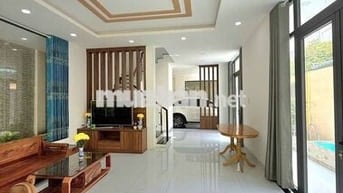 💥BIỆT THỰ HỒ BƠI, 10X20, 1TRỆT 2LẦU, 4PN 5WC