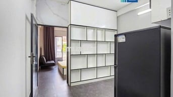 Cho thuê căn hộ 1PN - 1PK có ban công mát mẻ - Ngay CV Lê Thị Riêng