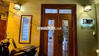 Bán Nhà Đê Trần Khát Chân 17M x 4T, MT:4M Giá 4,95 Tỷ. Lô góc, dân xây