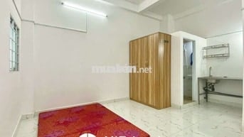 Phòng trọ đẹp giá rẻ, có cửa sổ trời thoáng mát, gần Q5-11-10, DT 25m2