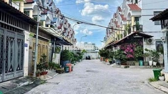 Nhà Sẵn Máy Lạnh Tl19 Ngay Chợ Cầu Đồng Giá 10Triệu