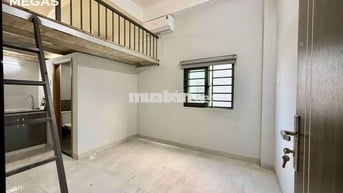 Trống sẵn phòng duplex cửa sổ thoáng mát ngay Cvpm Quang Trung