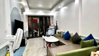 CHỈ 6 TỶ MỘT TÍ CÓ NGAY NHÀ 5 TẦNG 3 NGỦ -FULL NỘI THẤT -THIẾT KẾ ĐẸP