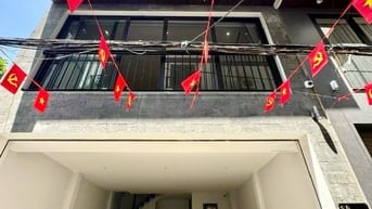 Siêu phẩm Ngọc Thuỵ, 8 tầng thang máy, Gara 2 oto dt 60m2 mt 5.65m