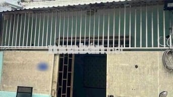 Nhà cấp 4  1pn 1 gác ngay tiểu học nguyễn văn thệ 4,5 triệu