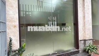 Cho thuê tầng 1 mặt phố Phú Viên, phù hợp làm VP, kho, spa, KD, ở