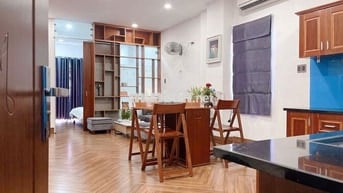 Cho thuê căn hộ 1PN có ban công, nằm ngay gần biển Mỹ Khê