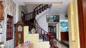 NGUYỄN TRỌNG TUYỂN KO QUAN TRỌNG GIÁ TUYỂN NGƯỜI CÓ DUYÊN GIÁ 5,161 TỶ