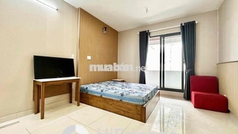 Cho Thuê 1PN Tách Bếp Balcon 35m2 Giặt Riêng Ngay Vòng Xoay Dân Chủ Q3