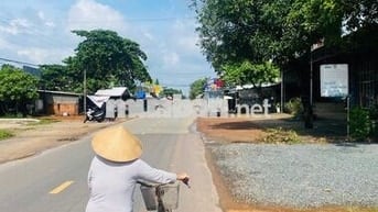BÁN ĐẤT NỀN ĐƯỜNG NHỰA CẠNH CHỢ