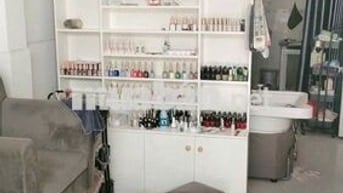 Mặt bằng kinh doanh nail gần chợ Nhật tảo