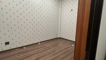 Chính chủ cho thue gấp nhà mặt tiền đường Nguyễn Đình Chiểu Quận 3