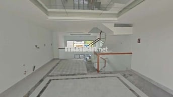 Bán nhà 1 trệt 1 lửng 3 lầu 4 phòng 5 tolet