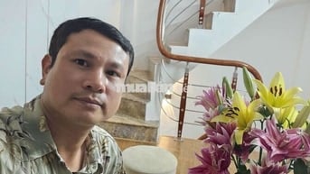Nhà riêng Nguyễn Cao 5 tầng, nhà đẹp 3 phòng ngủ,Wc. Tầng 1 kinh doanh