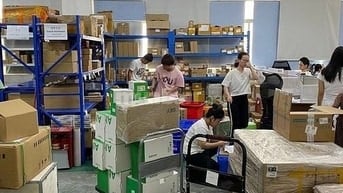 Đang cần gấp 3 bạn: Gói hàng và kiểm hàng ( Chính chủ: Quận 8 )