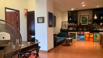 Căn hộ chính chủ 122 m2 phố Nguyễn Cảnh Dị full nội 