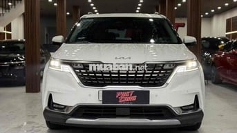 Kia Carnival 2023 Signature 2.2D - 31000 km