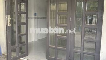 Nhà bán chính chủ, cách ngã 4 Ng.V.Linh + QL50 đúng 2km