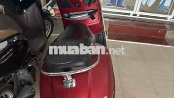 vespa gts nhập ý