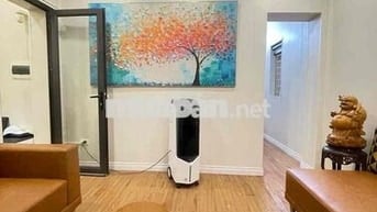 Bán nhà tập thể phố Tân Mai nhà đẹp 2 thoáng ở ngay 70m T3 giá nhỉnh 3