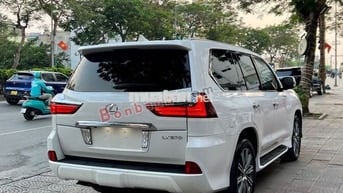 Lexus LX570 sản xuất năm 2016