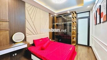 cho thuê tầng 2 gồm 2PN 1VS khép kín, nhà mới đủ đồ