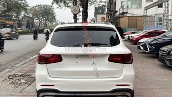 -GLC300 4matic xe sản xuất năm 2020