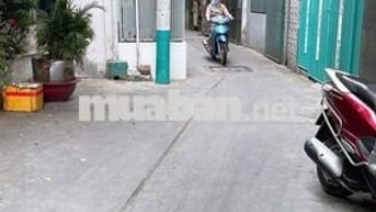 MÌNH BÁN NHÀ ĐẸP HẺM 4M LẠC LONG QUÂN, GIÁ CHỈ 4.2 TỶ
