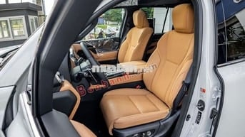 lexus LX600 model 2024